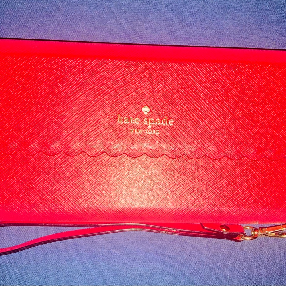 Kate Spade Red Folio wallet phone case fot iPhone SE& more! EUC